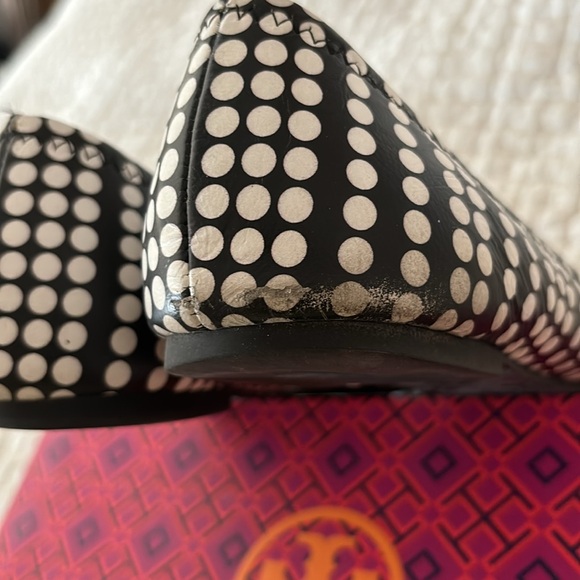 Tory Burch Small Marple Dot Reva Ballet Flat: Black & Ivory - Picture 15 of 16